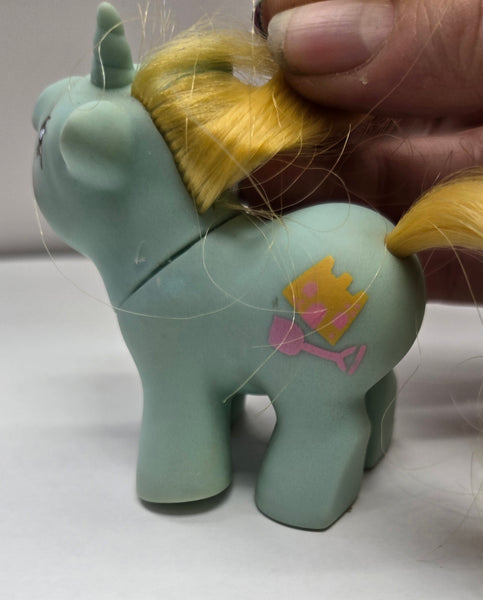 My Little Pony Sandcastle and Shovels