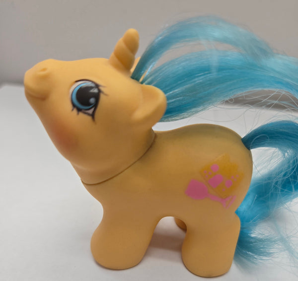 My Little Pony Sandcastle and Shovels
