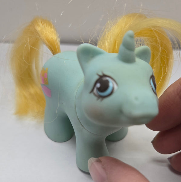 My Little Pony Sandcastle and Shovels